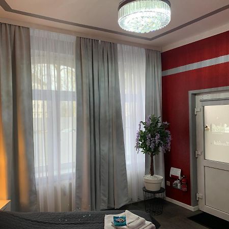 Exklusive Stadtwohnung Am Elbradweg: Best-Preis-Fewo Rathausblick 1 Fuer Max. 3 Pers. Inkl. Wlan, Prime Video & Self Check-In Wittenberge Exteriér fotografie
