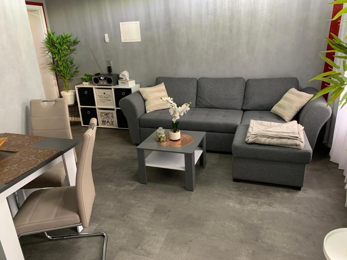 Exklusive Stadtwohnung Am Elbradweg: Best-Preis-Fewo Rathausblick 1 Fuer Max. 3 Pers. Inkl. Wlan, Prime Video & Self Check-In Wittenberge Exteriér fotografie