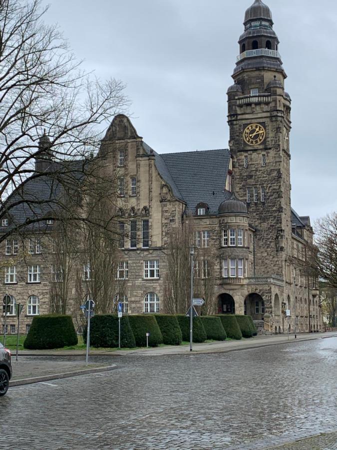 Exklusive Stadtwohnung Am Elbradweg: Best-Preis-Fewo Rathausblick 1 Fuer Max. 3 Pers. Inkl. Wlan, Prime Video & Self Check-In Wittenberge Exteriér fotografie
