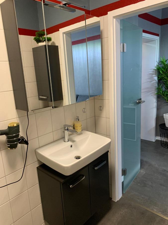 Exklusive Stadtwohnung Am Elbradweg: Best-Preis-Fewo Rathausblick 1 Fuer Max. 3 Pers. Inkl. Wlan, Prime Video & Self Check-In Wittenberge Exteriér fotografie