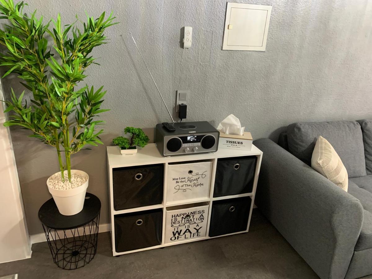 Exklusive Stadtwohnung Am Elbradweg: Best-Preis-Fewo Rathausblick 1 Fuer Max. 3 Pers. Inkl. Wlan, Prime Video & Self Check-In Wittenberge Exteriér fotografie